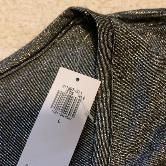 Old navy luxe shimmery gray shirt size large - Picture 2 of 3